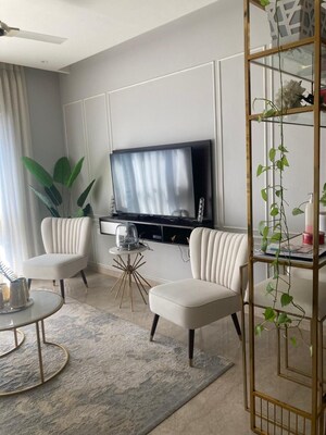 Team Area in 4 BHK Apartment at Lodha World One, Worli – for Rent