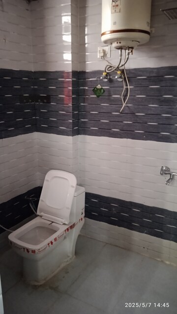 Bathroom in Studio Independent House at Sushant Lok I – for Rent