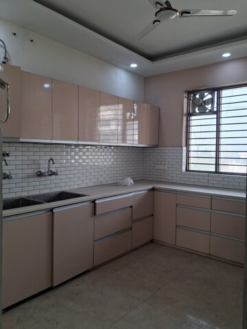 Kitchen in 4 BHK Builder Floor at Sector 28 – for Rent