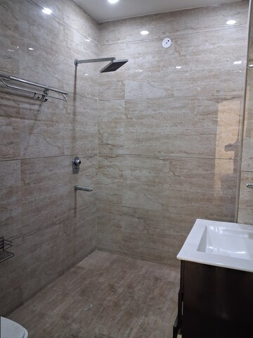 Bathroom in 4 BHK Builder Floor at Sector 28 – for Rent