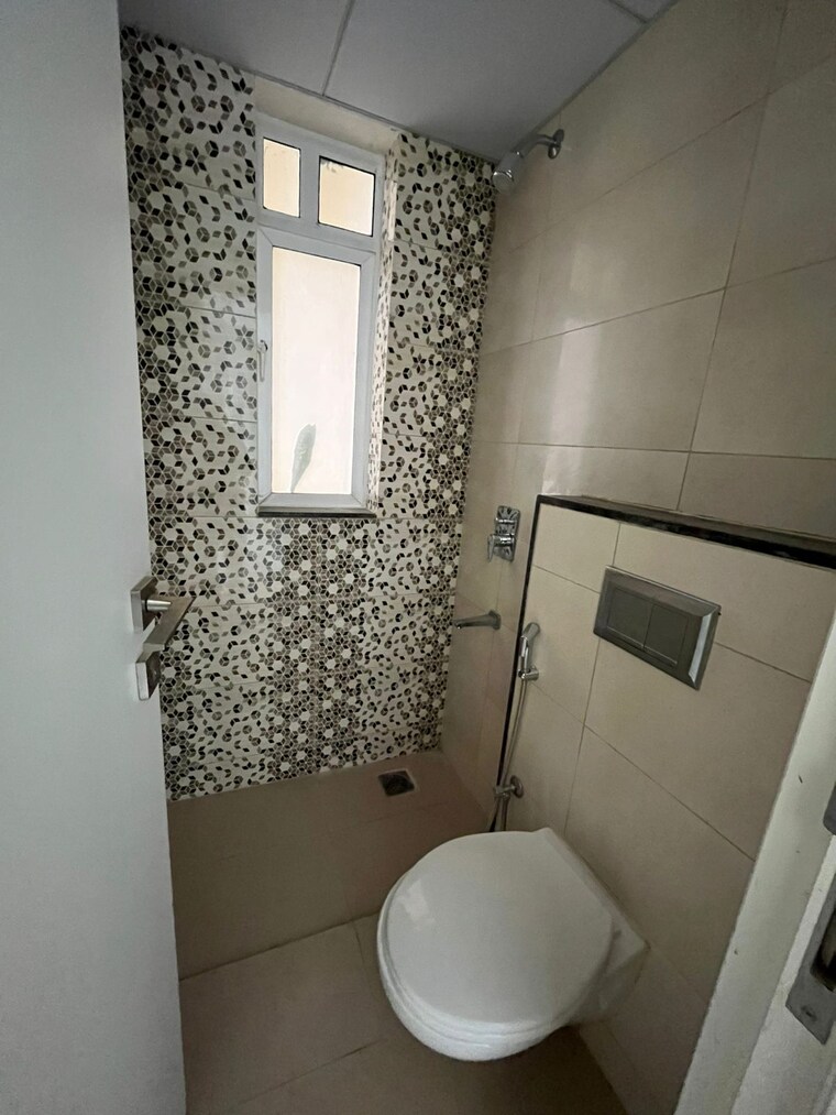 Bathroom, kharadi 2 Bedroom 854 Sq.Ft. Apartment In Kharadi Pune 9658029