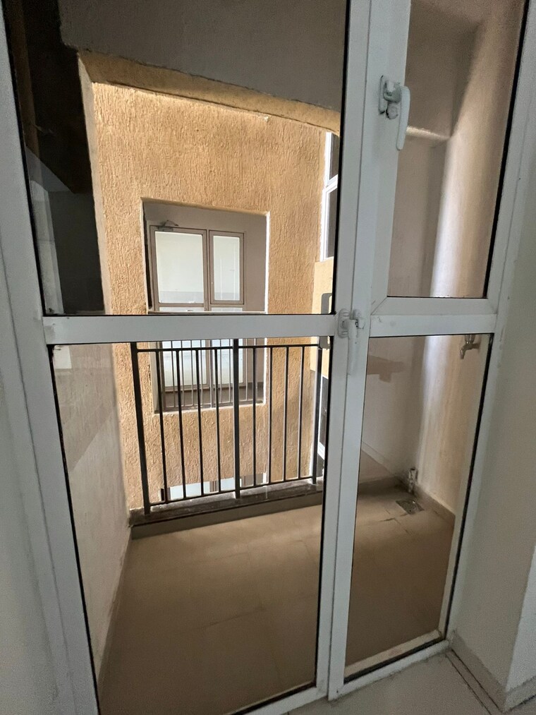 Balcony, kharadi 2 Bedroom 835 Sq.Ft. Apartment In Kharadi Pune 9658158