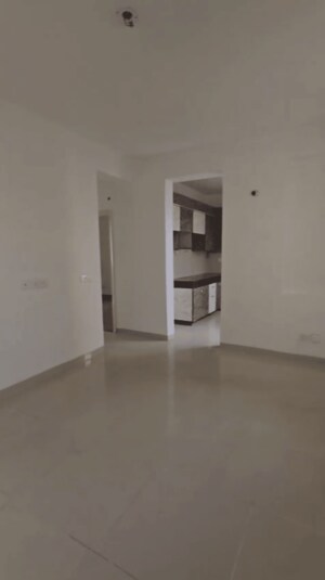 Room in 2 BHK Apartment at Wave Executive Floors, Wave City – for Rent
