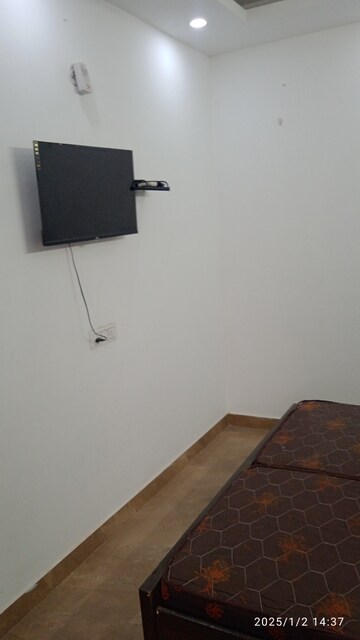 Furnished Amenities in  Pg at Sector 44 – for Rent