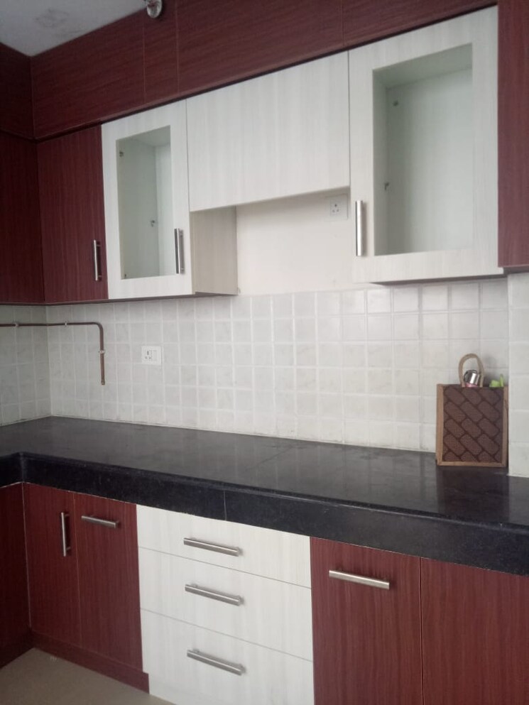 Kitchen, ramprastha-city-the-view 3 Bedroom 1565 Sq.Ft. Apartment In Sector 37d Gurgaon 9658261