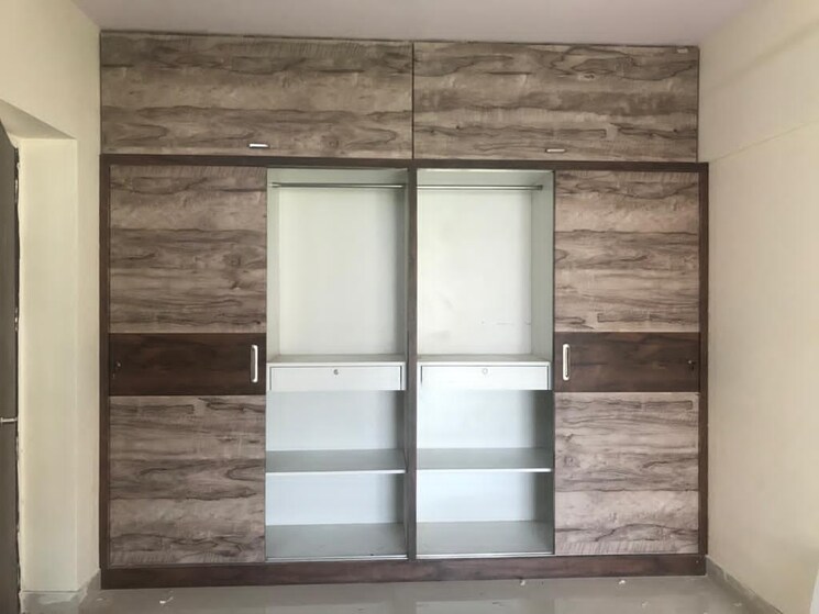 Room, vasant-vihar-complex 3 Bedroom 1350 Sq.Ft. Apartment In Pokhran Road No Two Thane 9658348