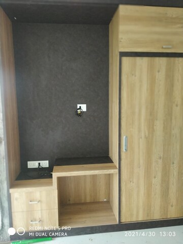 Furnished Amenities in 3 BHK Apartment at Vasant Vihar Complex, Pokhran Road No Two – for Rent