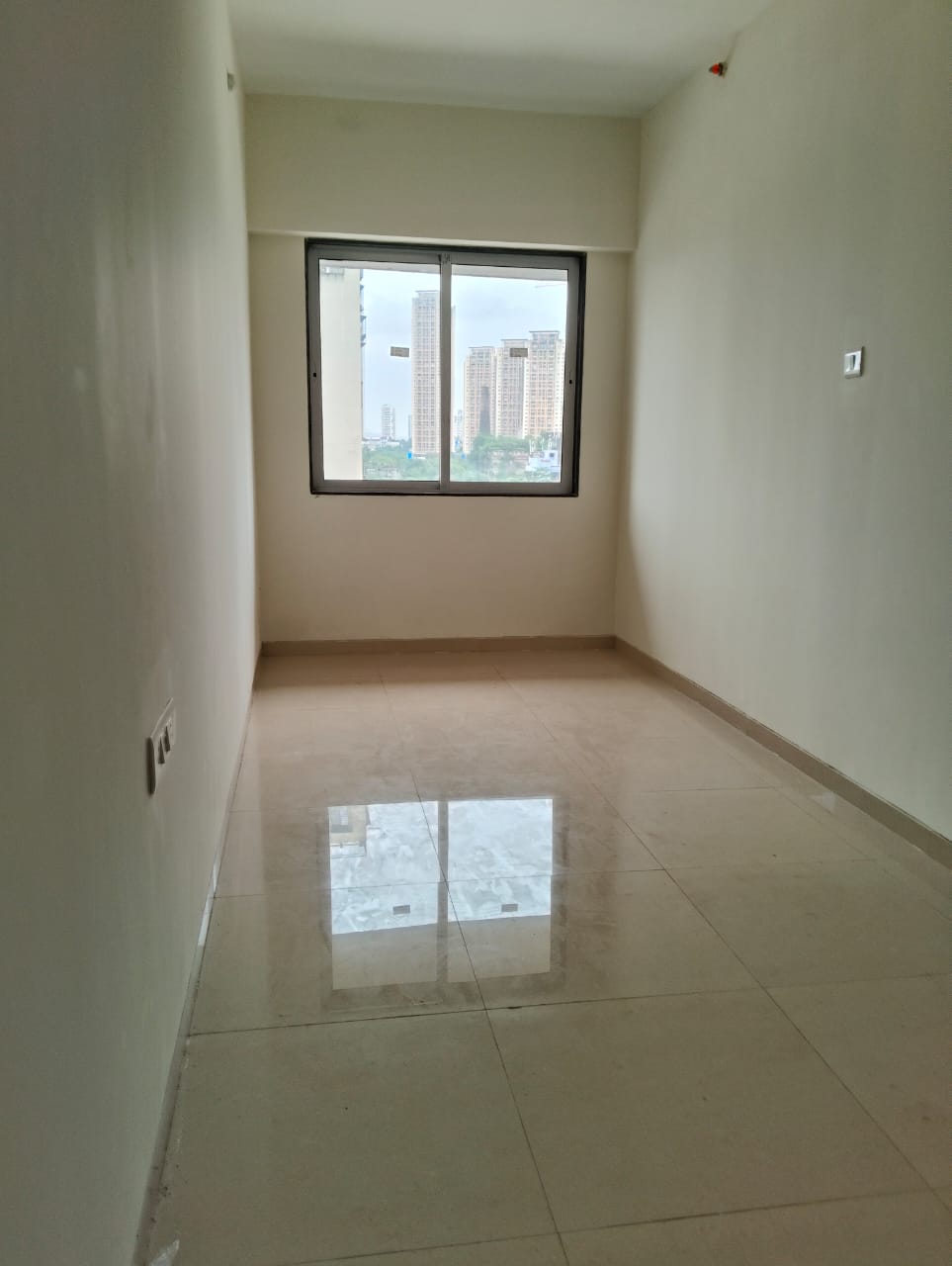 2 BHK + Pooja Room 1280 Sq.Ft. Apartment in Garden Court Building