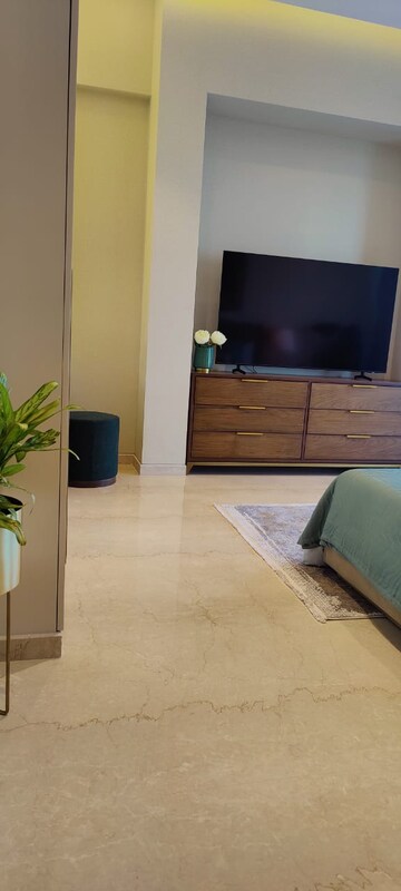 Furnished Amenities in 3 BHK Apartment at Anchor Victorian, Parel – for Rent