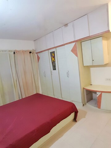 Master Bedroom in 2 BHK Apartment at Magarpatta Daffodils Apartment, Hadapsar – for Rent