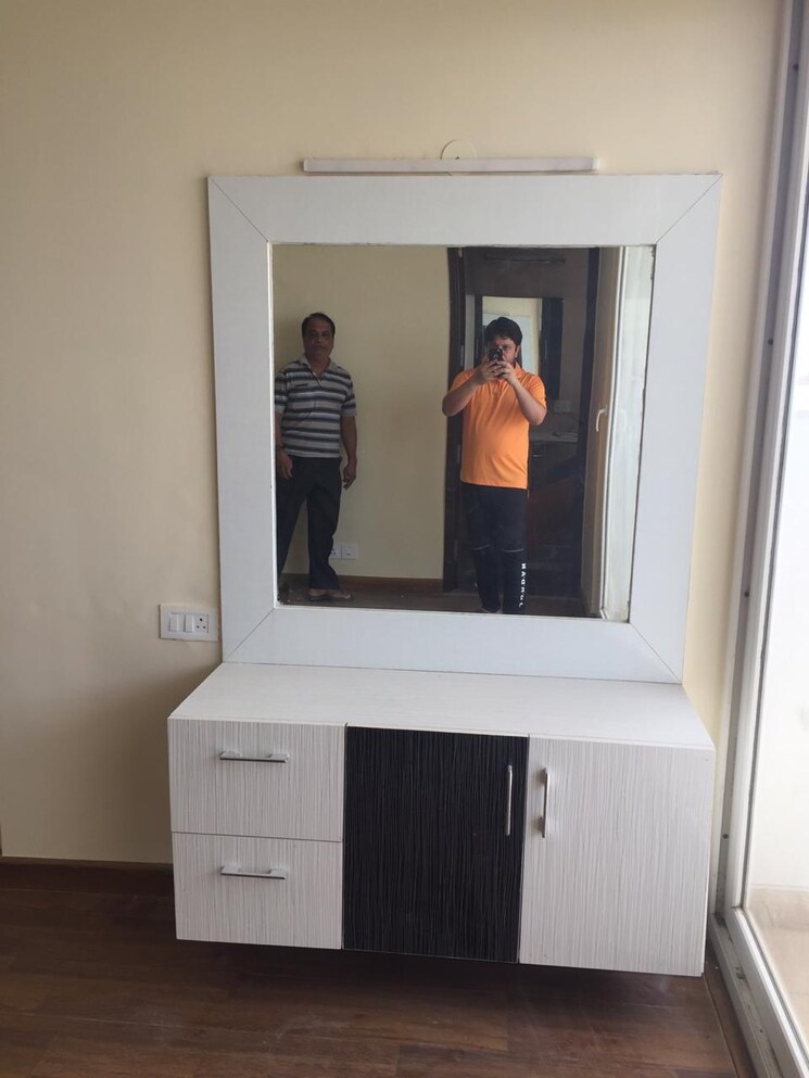 Kitchen, ramprastha-city-the-edge-towers 2 Bedroom 1310 Sq.Ft. Apartment In Sector 37d Gurgaon 9658397