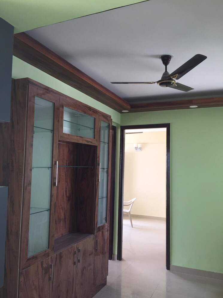 Room, ramprastha-city-the-edge-towers 2 Bedroom 1310 Sq.Ft. Apartment In Sector 37d Gurgaon 9658397