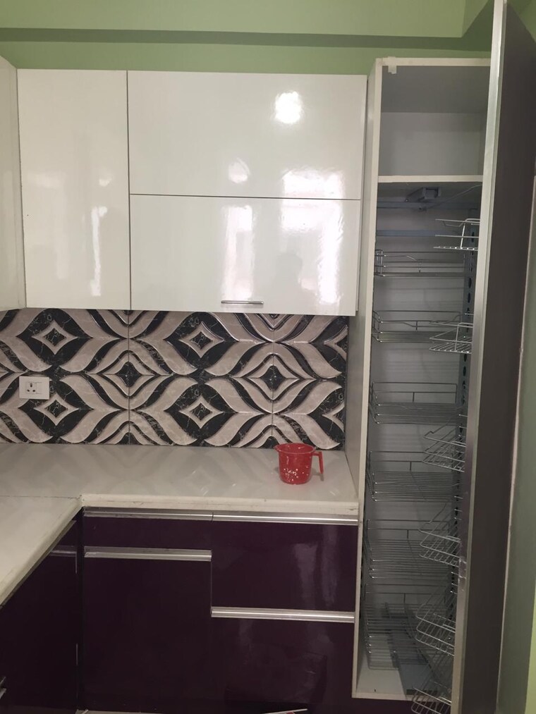 Bathroom, ramprastha-city-the-edge-towers 2 Bedroom 1310 Sq.Ft. Apartment In Sector 37d Gurgaon 9658397