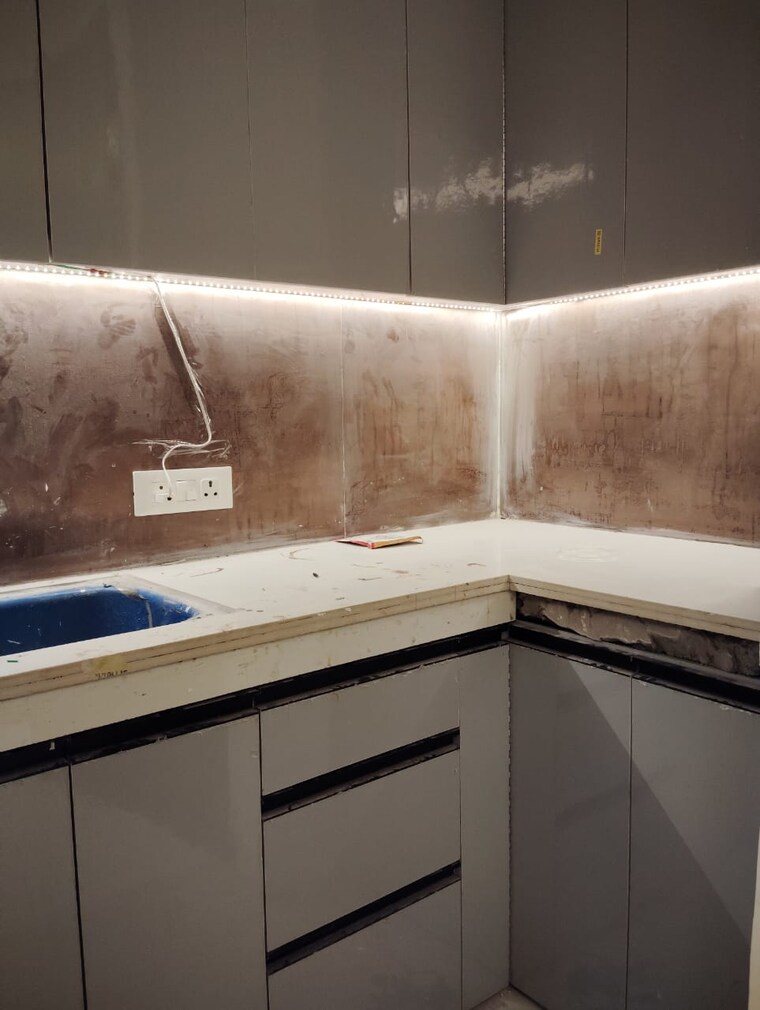 Kitchen, paryavaran complex 1 Bedroom 510 Sq.Ft. Builder Floor In Paryavaran Complex Delhi 9658588