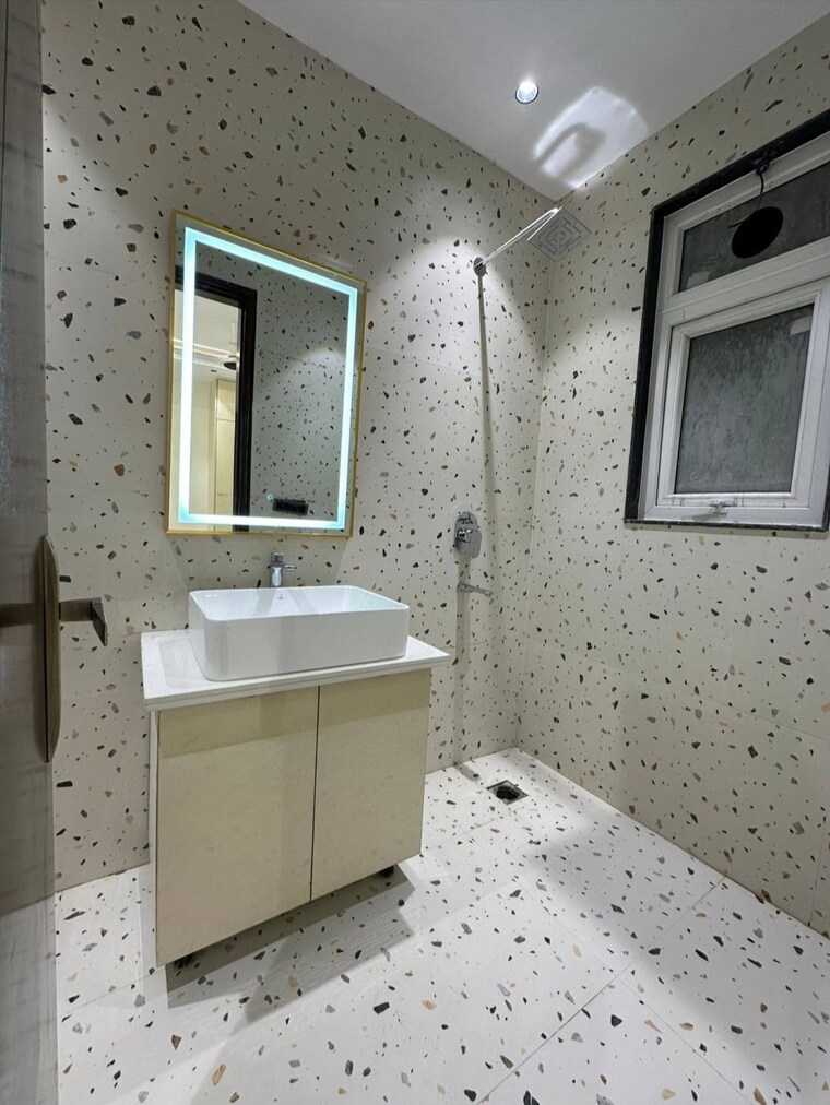 Bathroom, sector 23 3 Bedroom 1786 Sq.Ft. Apartment In Sector 23 Gurgaon 9658480