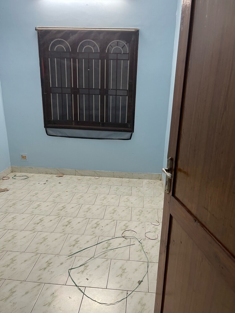 Room, tambaram sanatorium 3 Bedroom 1400 Sq.Ft. Independent House In Tambaram Sanatorium Chennai 9658382