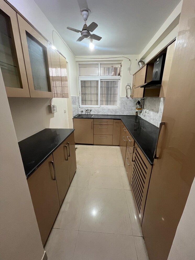 Kitchen, prateek-wisteria 3 Bedroom 1385 Sq.Ft. Apartment In Sector 77 Noida 9658493