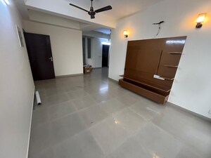 3 BHK Apartment For Sale in Prateek Wisteria, Sector 77