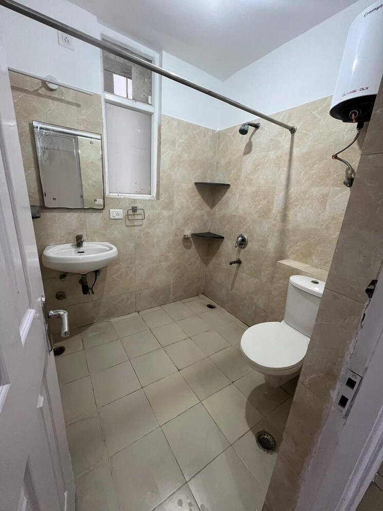 Attached Bathroom, prateek-wisteria 3 Bedroom 1385 Sq.Ft. Apartment In Sector 77 Noida 9658493