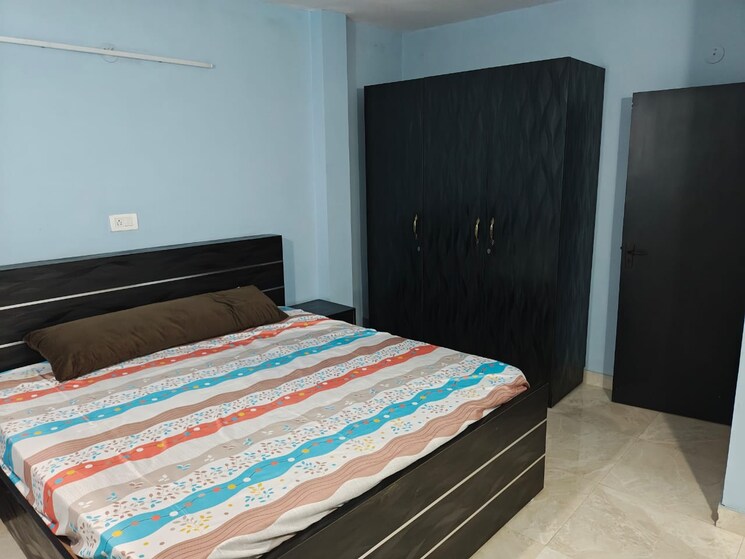 Bedroom, sector 36 3 Bedroom 1300 Sq.Ft. Apartment In Sector 36 Noida 9658613