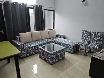 Bedroom in 3 BHK Apartment at Sector 36 – for Rent