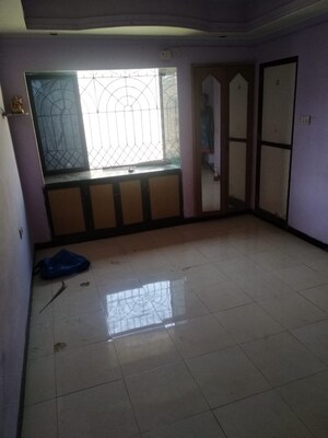 1 RK Apartment For Rent in Old Mhada Complex, Malad West