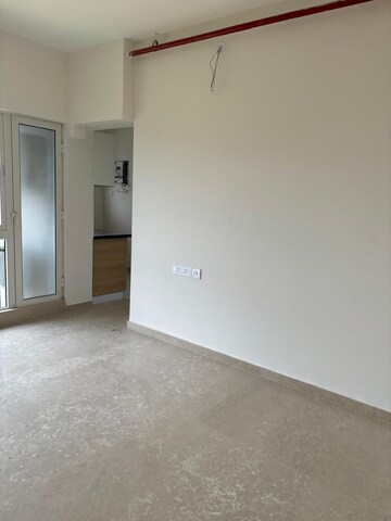 Room in 1 BHK Apartment at Omkar Signet, Malad East – for Rent