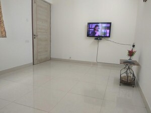 Room in 2 BHK Apartment at Magarpatta Annex, Hadapsar – for Sale