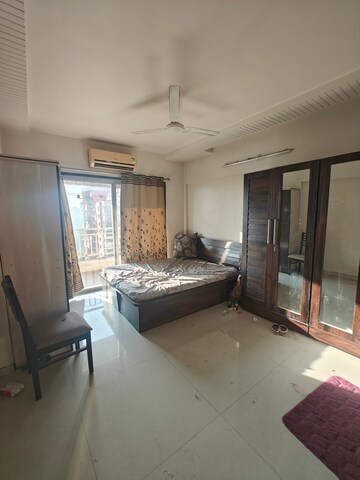Living Room in 3 BHK Apartment at Rattan Icon, Seawoods Sector 50 – for Rent
