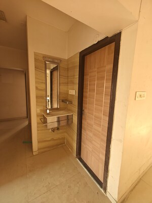 Bathroom in 3 BHK Apartment at Rattan Icon, Seawoods Sector 50 – for Rent