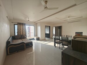 Team Area in 3 BHK Apartment at Rattan Icon, Seawoods Sector 50 – for Rent