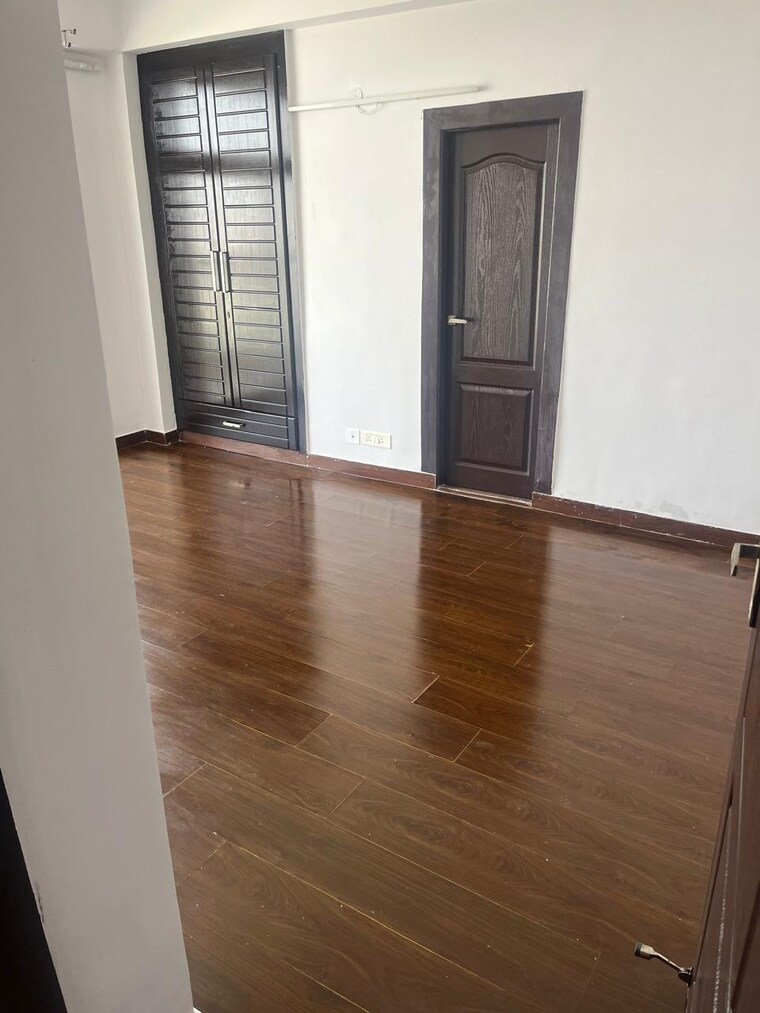 Room, exotica-fresco 3 Bedroom 1560 Sq.Ft. Apartment In Sector 137 Noida 9658402