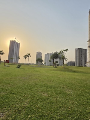 3.5 BHK Apartment – Exterior View View at Antriksh Grand View, Sector 150 - for Sale