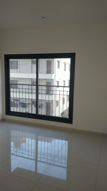 Room in 3.5 BHK Apartment at Sobha HRC Pristine, Jakkuru – for Sale