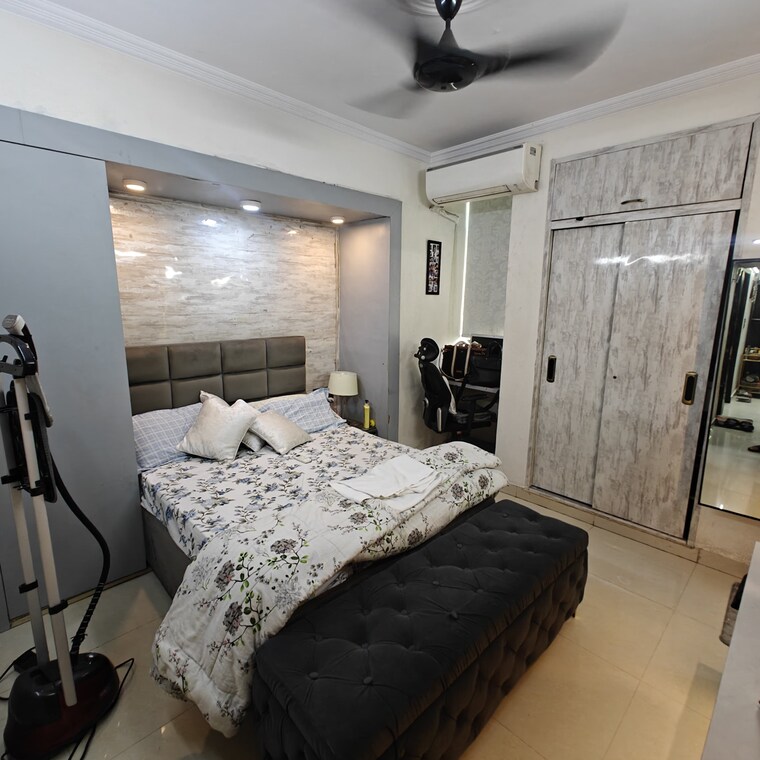 Bedroom, vikas puri 3 Bedroom 1100 Sq.Ft. Apartment In Vikas Puri Delhi 9659083