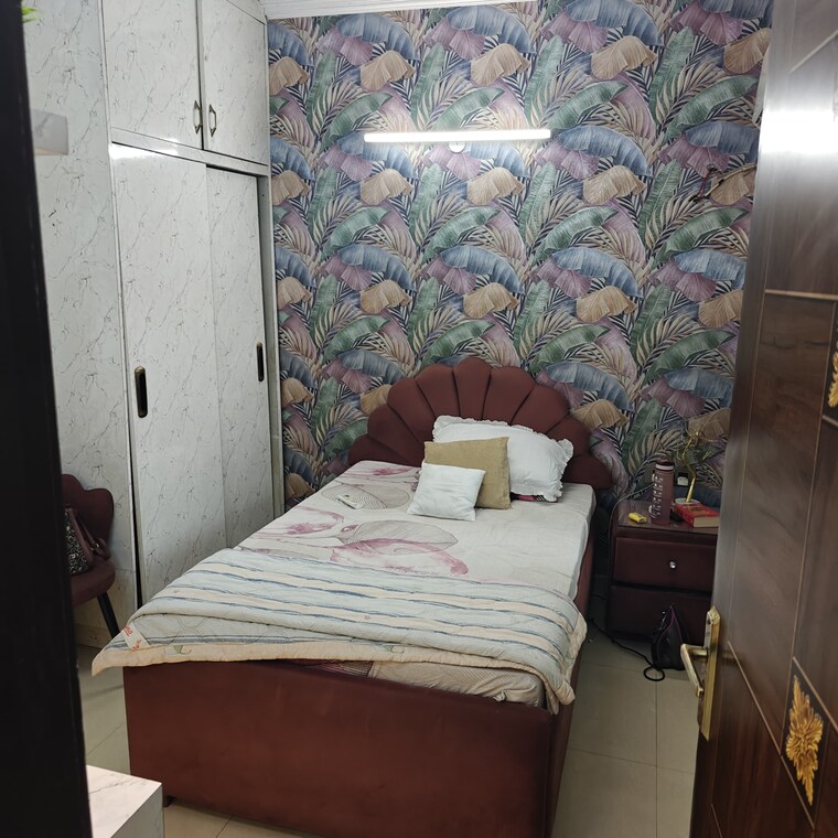 Bedroom, vikas puri 3 Bedroom 1100 Sq.Ft. Apartment In Vikas Puri Delhi 9659083