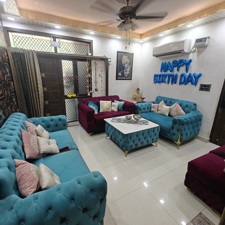 Living Room, vikas puri 3 Bedroom 1100 Sq.Ft. Apartment In Vikas Puri Delhi 9659083