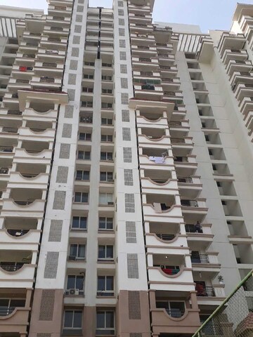 2 BHK Apartment For Sale in Ramprastha City The Edge Towers, Sector 37d