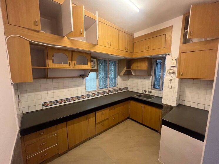 Kitchen, vasant kunj 3 Bedroom 1800 Sq.Ft. Apartment In Vasant Kunj Delhi 9659010