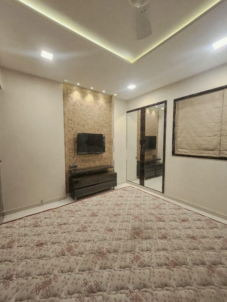 Room, lodha-splendora 2.5 Bedroom 945 Sq.Ft. Apartment In Ghodbunder Road Thane 9659019