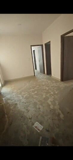 2 BHK + Extra Room Apartment For Sale in Supertech Ecovillage II