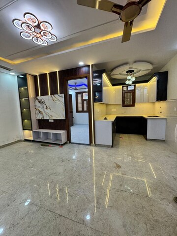 Master Bedroom in 3 BHK Builder Floor at Dwarka Mor – for Sale