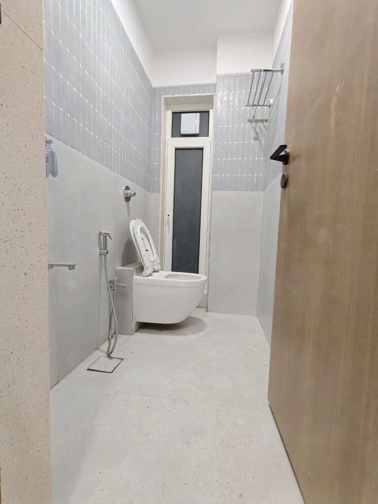 Bathroom, mahavir-arham-mourya 1 Bedroom 309 Sq.Ft. Apartment In Chembur Mumbai 9659046