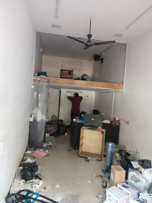 Team Area in  Shop at Kamlesh Apartment, Andheri East – for Rent