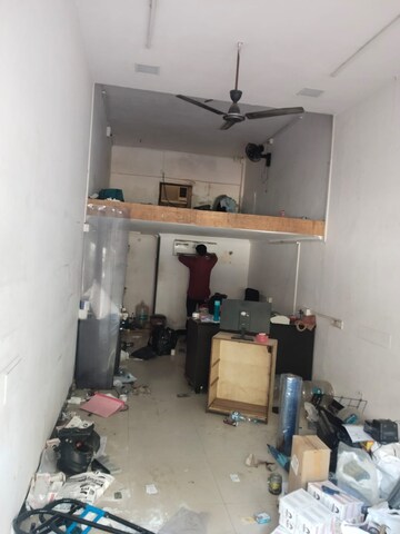 Team Area in  Shop at Kamlesh Apartment, Andheri East – for Rent