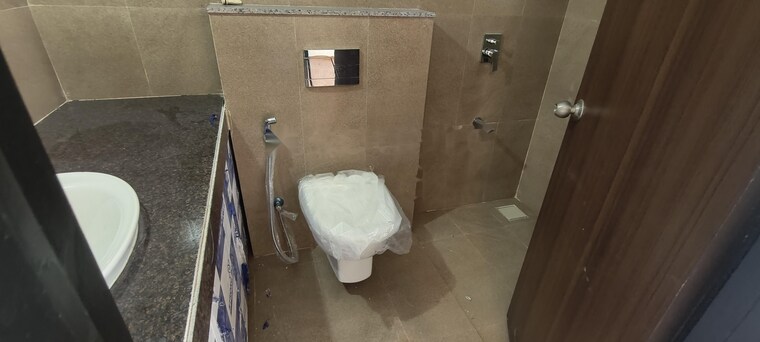 Bathroom, runwal-forests 3 Bedroom 1152 Sq.Ft. Apartment In Kanjurmarg West Mumbai 9659099