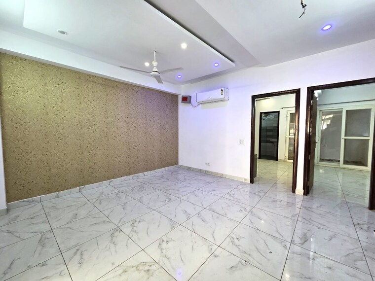 Room, dhakoli 3 Bedroom 1200 Sq.Ft. Apartment In Dhakoli Zirakpur 9659052