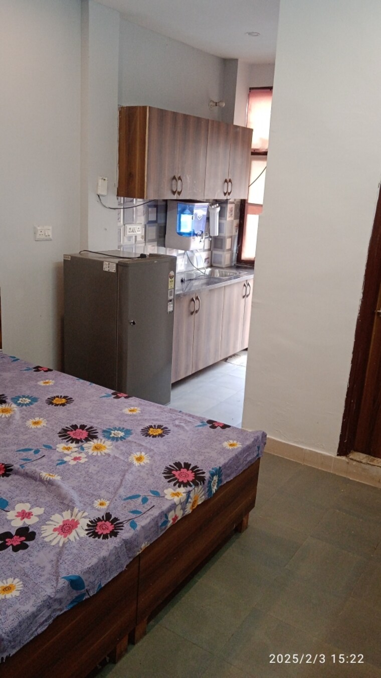 Kitchen, vipul-square 1 RK 540 Sq.Ft. Builder Floor In Sushant Lok I Gurgaon 9659323