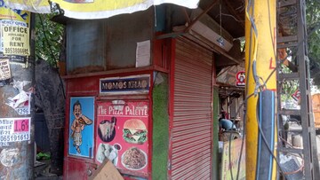  Shop For Sale in Laxmi Nagar