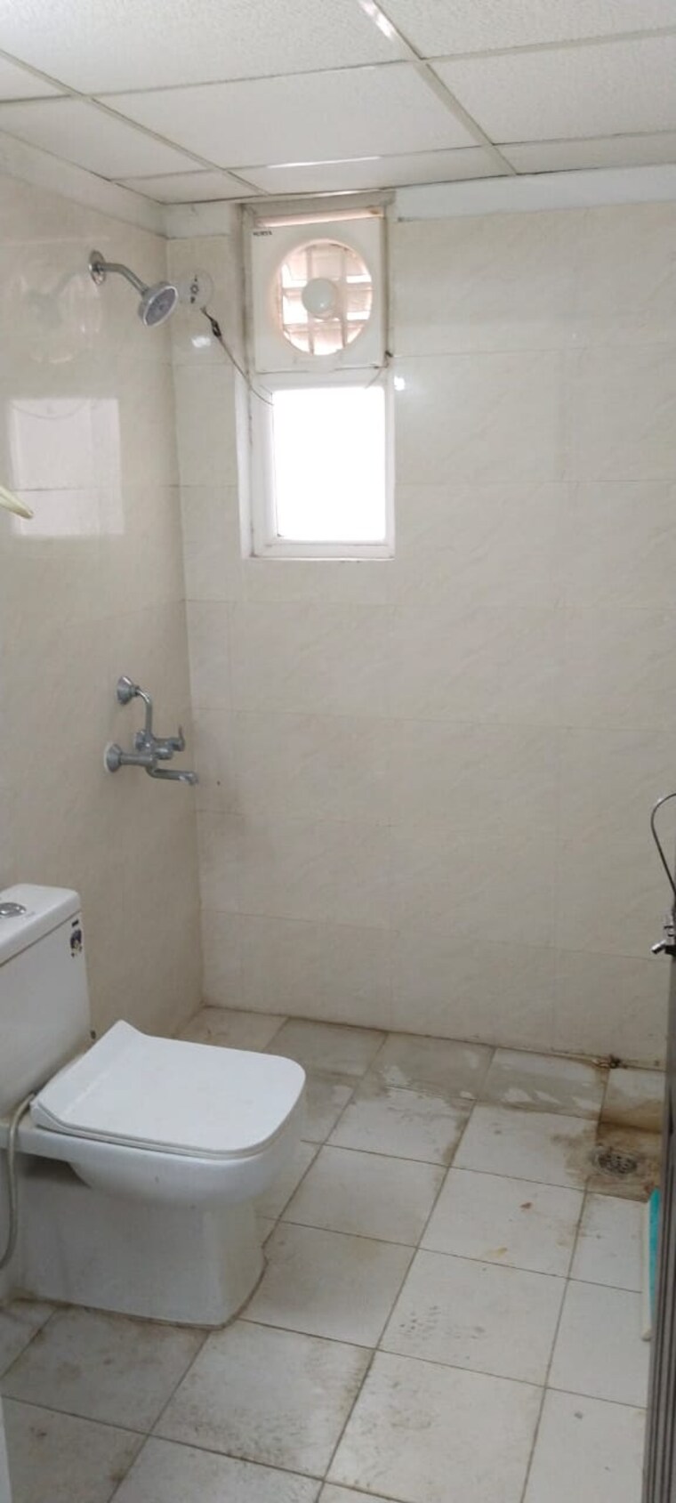 Bathroom, svp-gulmohur-garden-phase-2 3 Bedroom 1290 Sq.Ft. Apartment In Raj Nagar Extension Ghaziabad 9659329